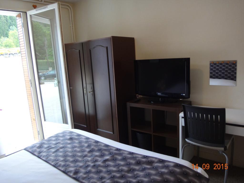 Hotel Bon Accueil 오요나 객실 사진